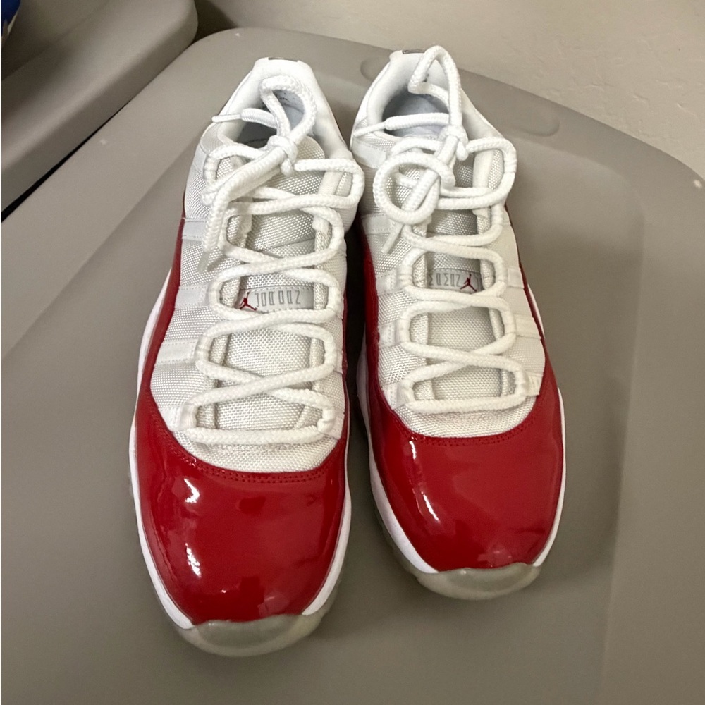 Nike Air Jordan 11 Retro Low Cherry sneakers mens size 10.5